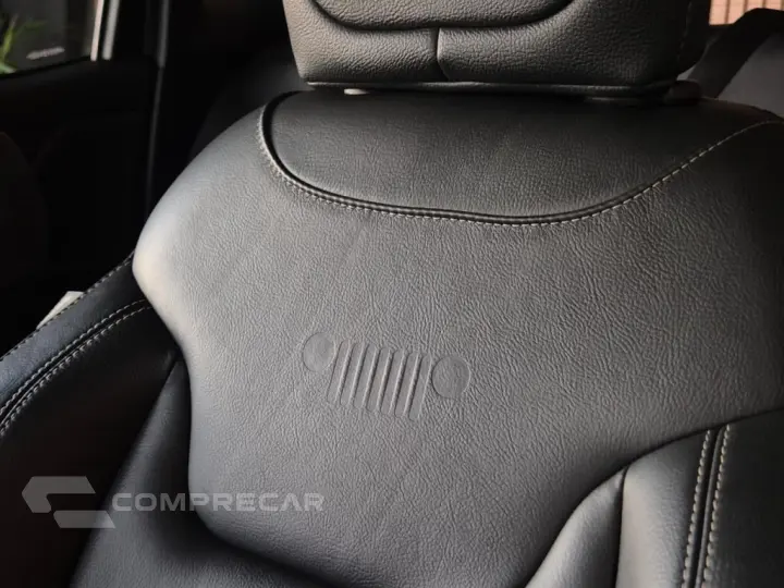 RENEGADE 1.3 T270 TURBO FLEX LONGITUDE AT6