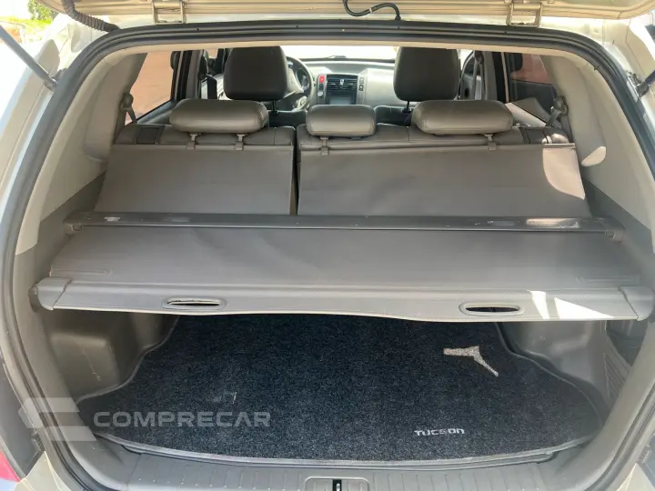 TUCSON 2.0 MPFI GLS 4X2 16V 143cv 2WD
