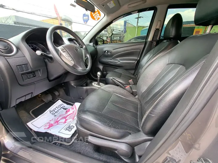 Versa 1.6 16V Flexstart Unique 4P Xtronic