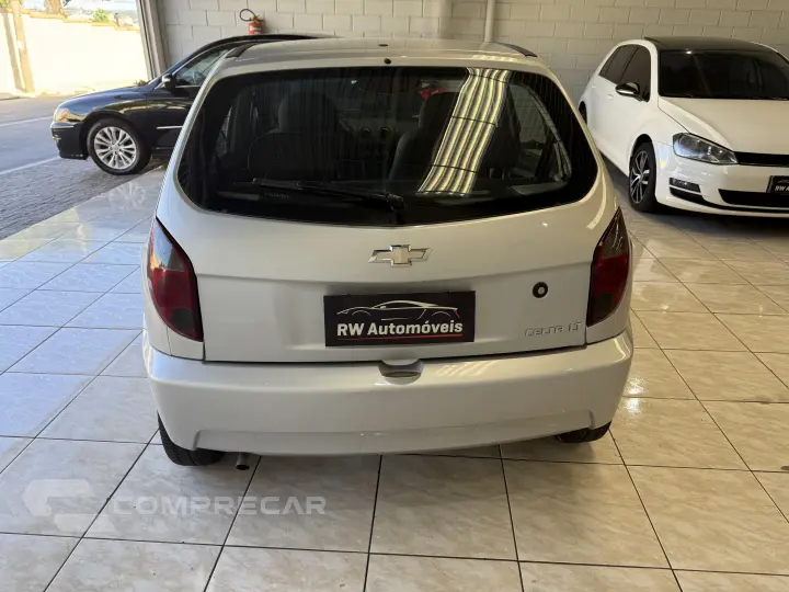 CELTA 1.0 MPFI LT 8V