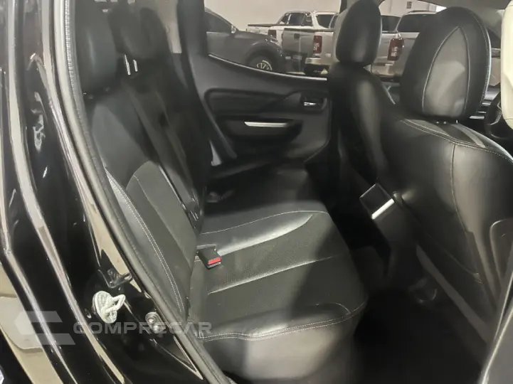 L200 TRITON 2.4 16V Turbo Outdoor HPE CD 4X4