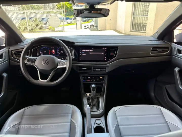 Nivus Highline 1.0 200 TSI Flex Aut.