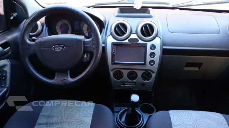 FIESTA 1.6 MPI First Sedan 8V
