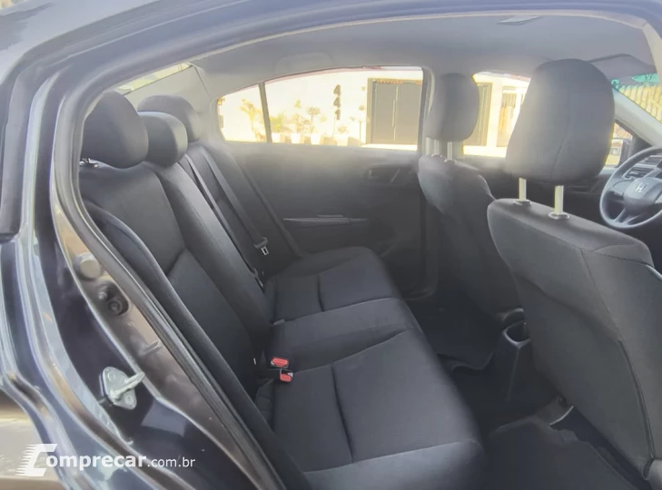 CITY 1.5 DX Sedan 16V