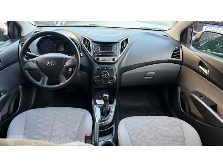 HB20S 1.6 COMFORT PLUS 16V FLEX 4P AUTOMÁTICO