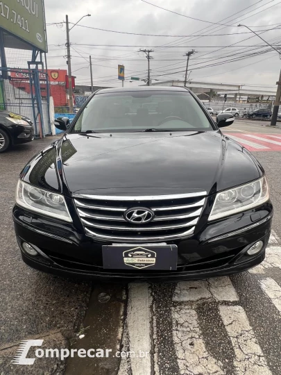 AZERA 3.3 MPFI GLS Sedan V6 24V