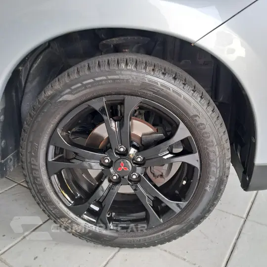 OUTLANDER 2.0 16V 160cv Aut.