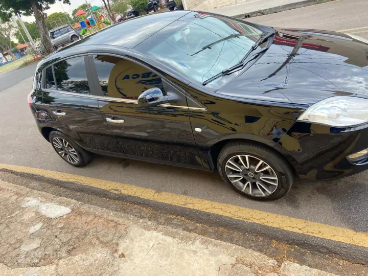 BRAVO 1.8 Essence 16V