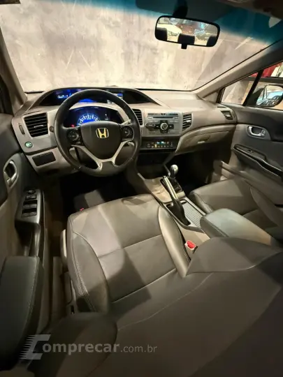 Civic 1.8 16V 4P FLEX LXL