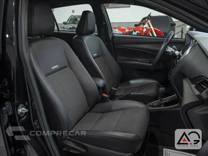 YARIS 1.5 16V XS Connect