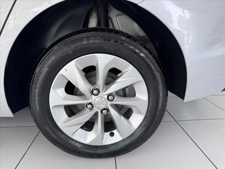 ONIX 1.0 TURBO FLEX PLUS LT AUTOMÁTICO