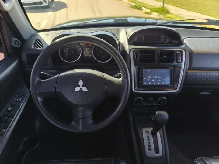 PAJERO TR4 2.0 4X4 16V 140CV FLEX 4P AUTOMÁTICO