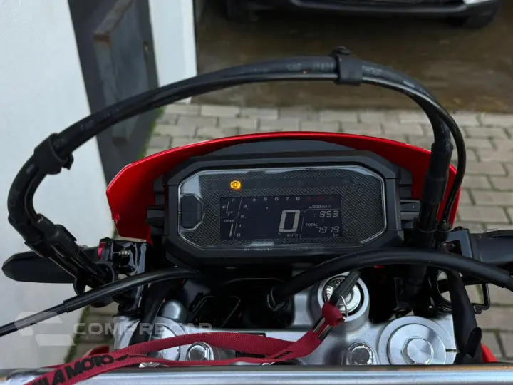 XR TORNADO 300L
