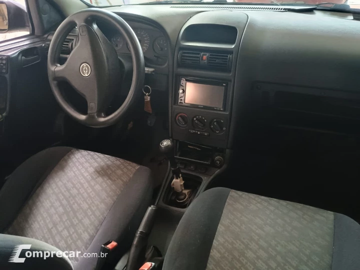 Astra GL Sedan