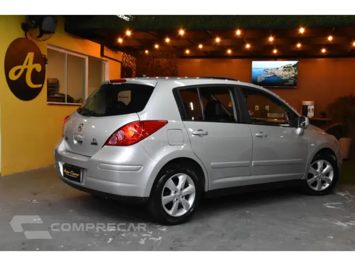 TIIDA 1.8 SL 16V FLEX 4P MANUAL