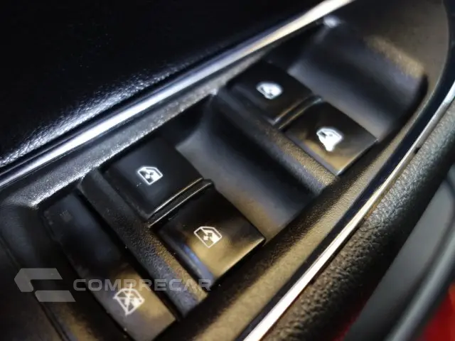 CRUZE HATCH - 1.4 TURBO SPORT6 LT 16V 4P AUTOMÁTICO