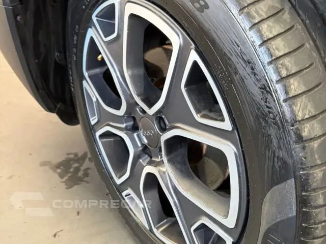 RENEGADE - 1.8 16V SPORT 4P AUTOMÁTICO