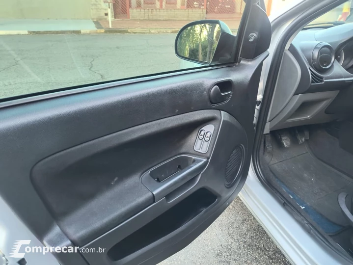 FIESTA 1.0 Rocam 8V Novo
