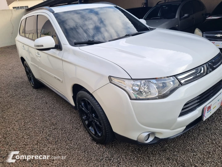 OUTLANDER 2.0 Comfort 16V