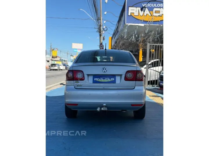 POLO SEDAN 1.6 MI COMFORTLINE 8V FLEX 4P AUTOMATIZADO