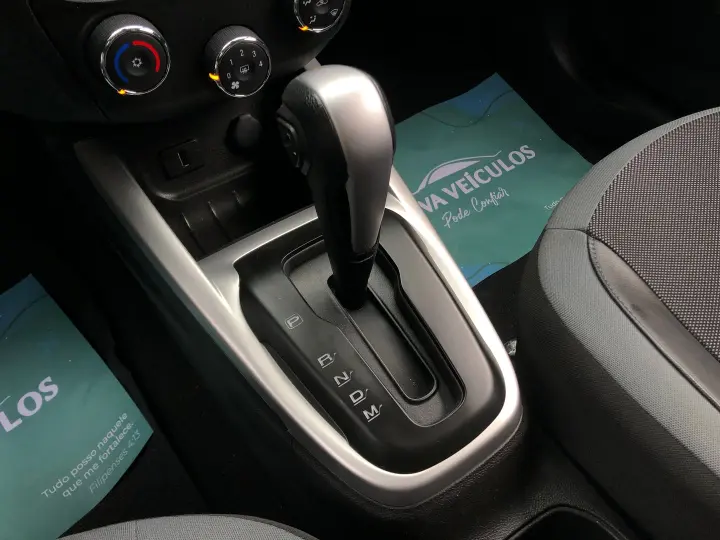 Onix 1.4 Mpfi Activ 8V Flex 4P Automático