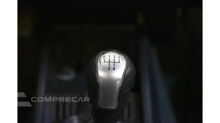 CELTA - 1.0 MPFI LT 8V 4P MANUAL