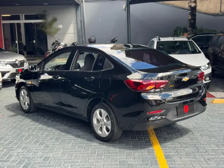 ONIX 1.0 Turbo Plus LTZ