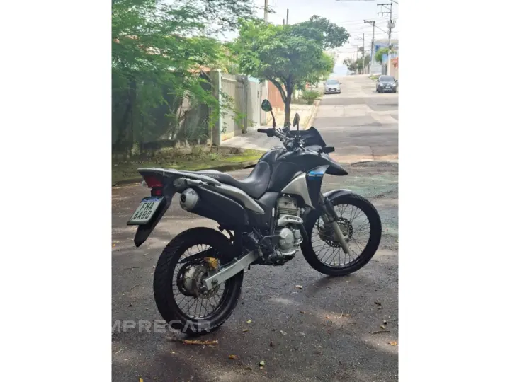 XRE 300 RALLY