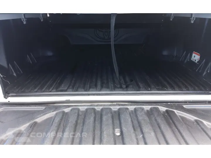 HILUX 2.8 D-4D TURBO DIESEL CD SRX LIMITED 4X4 AUTOMÁTICO