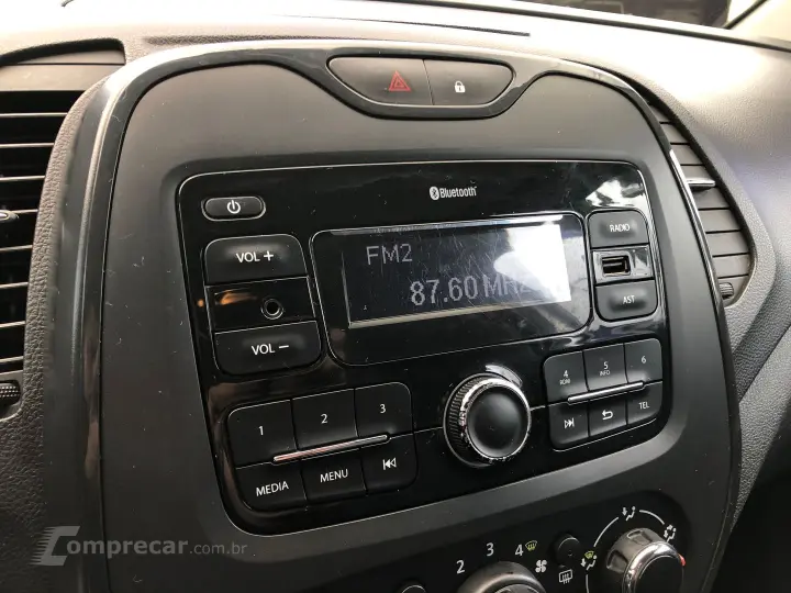 Captur 1.6 16V Sce Flex Life X-Tronic