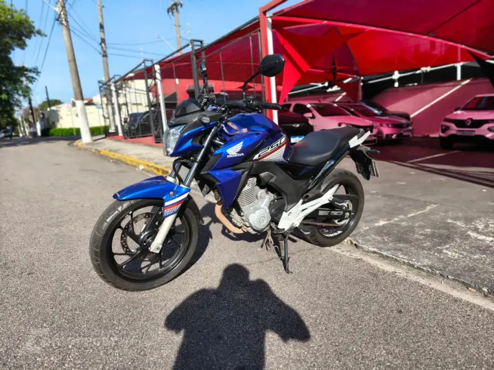 CB 250 F Twister Modelo sem Versão