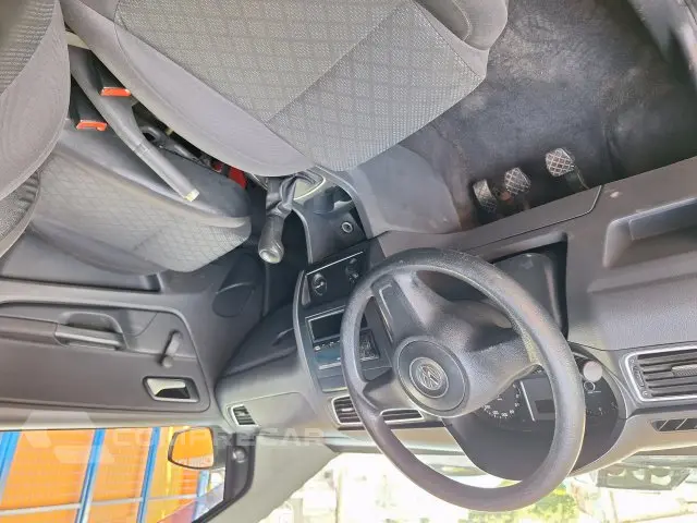 FOX - 1.0 MI 8V 4P MANUAL