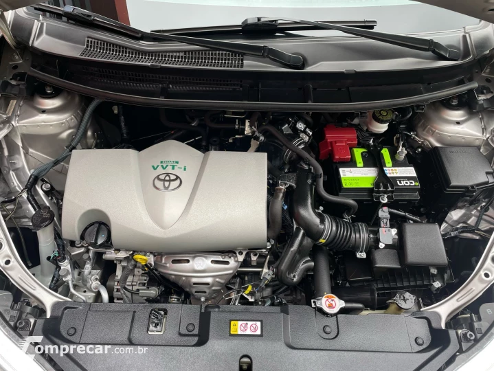 YARIS 1.5 16V Sedan XL