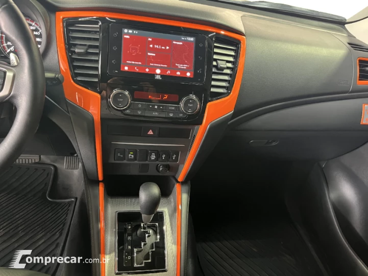L200 TRITON 2.4 16V Turbo Sport Hpe-s CD 4X4