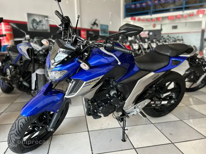 FZ25 ABS