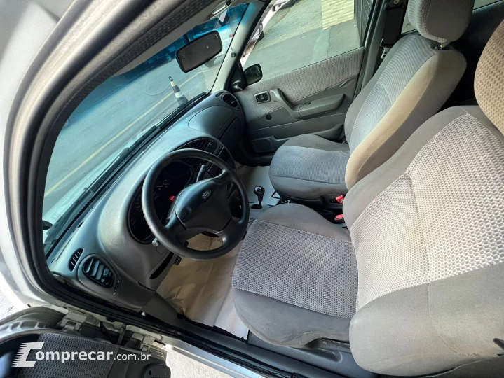 FIESTA 1.0 MPI Street Sedan 8V
