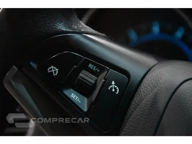 CRUZE SEDAN - 1.8 LT 16V 4P MANUAL