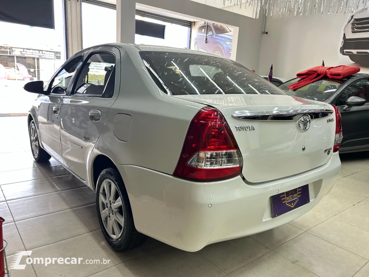 ETIOS 1.5 XLS Sedan 16V
