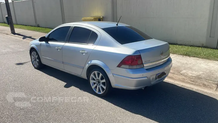 VECTRA 2.0 MPFI Elite 8V