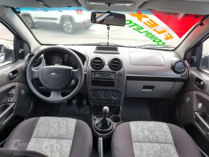 FIESTA 1.6 MPI Sedan 8V