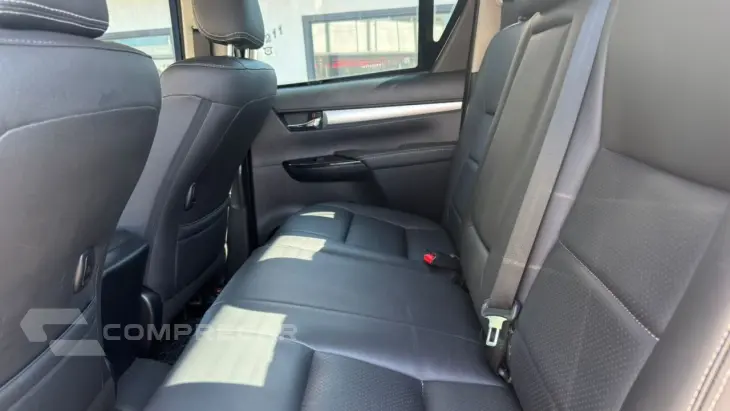 Hilux Caminhonete 2.8 16V 4P SR 4X4 DIESEL CABINE DUPLA AUTO