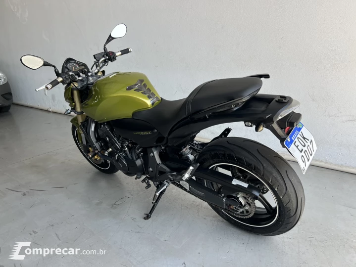 CB 600F HORNET