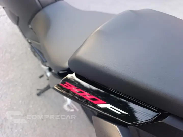 CB300 TWISTER