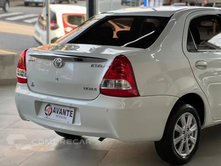 ETIOS 1.5 XLS SEDAN 16V FLEX 4P AUTOMÁTICO