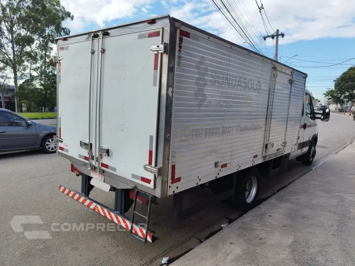 Daily 70c16 Massimo 7 Lugares + Baú