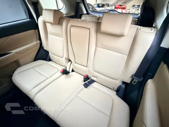 OUTLANDER 3.0 GT 4X4 V6 24V GASOLINA 4P AUTOMÁTICO