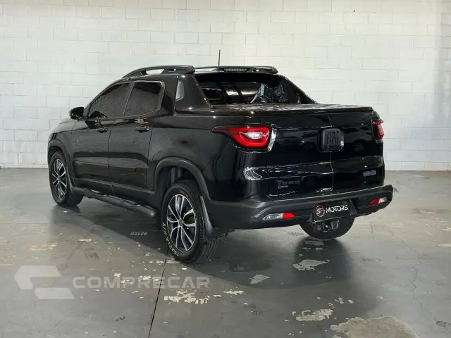 TORO - 2.0 16V TURBO ULTRA 4WD AT9