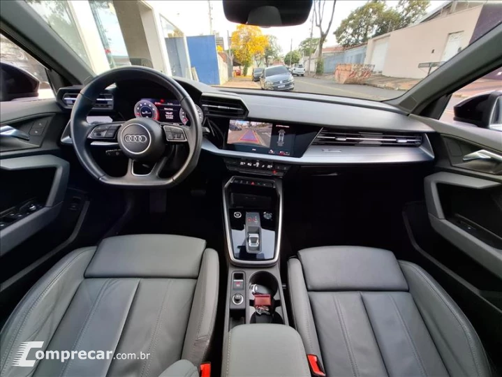 A3 2.0 40 TFSI Sedan Performance Black
