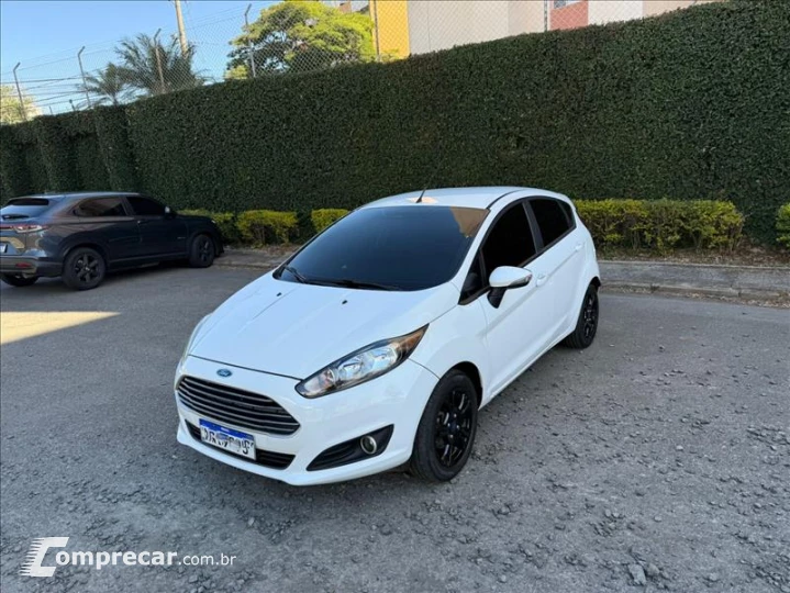 FIESTA 1.6 SE Hatch 16V