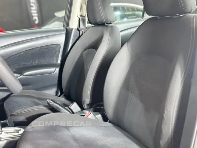 VERSA - 1.6 16V SV 4P XTRONIC